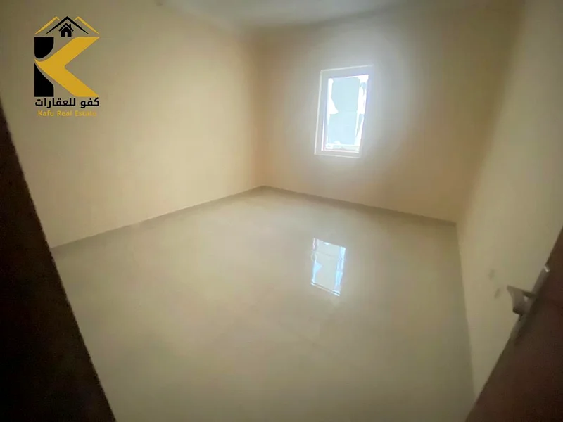شقة واسعة مكونة من 3 غرف نوم للإيجار السنوي في الجرف – بالقرب من محكمة عجمان والمدارس63715301585537113