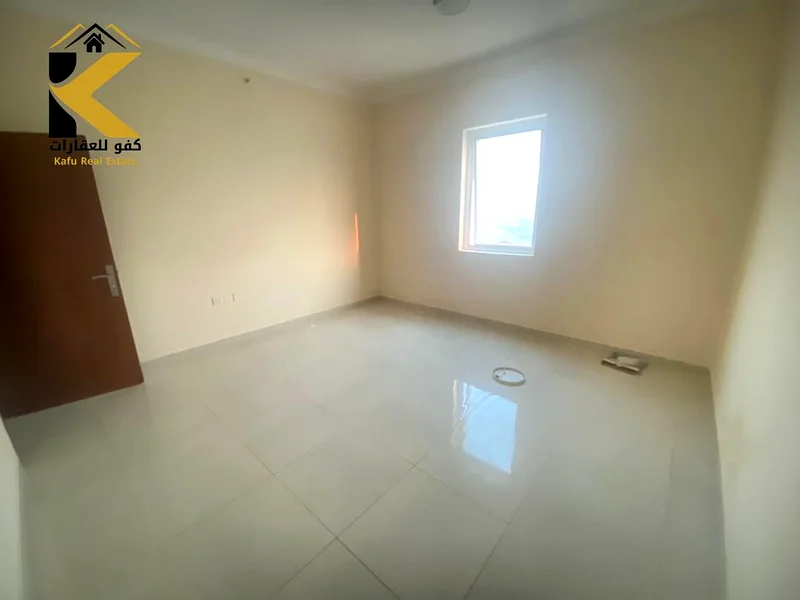 شقة واسعة مكونة من 3 غرف نوم للإيجار السنوي في الجرف – بالقرب من محكمة عجمان والمدارس63715301585537114