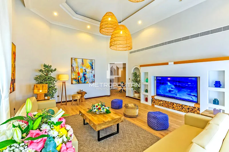 All bills included | Furnished | Very high number63753356730626112