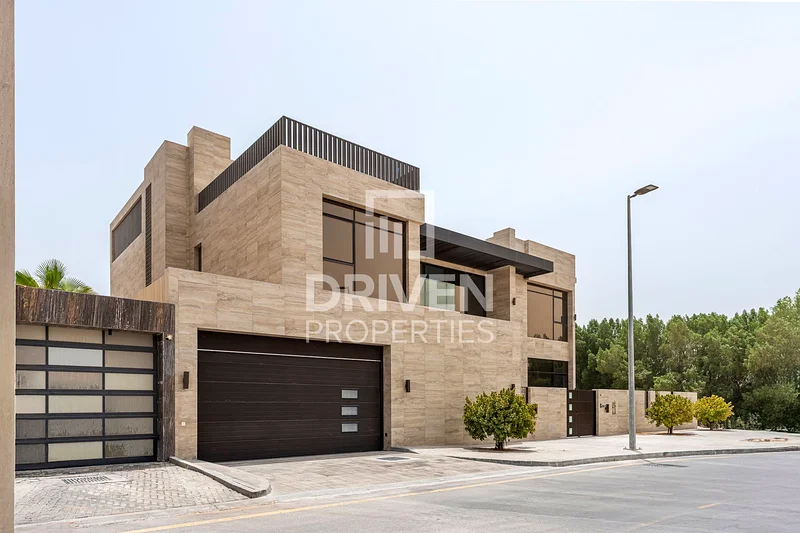 Corner Plot | Park Views | Pool with Jacuzzi63931821787778110