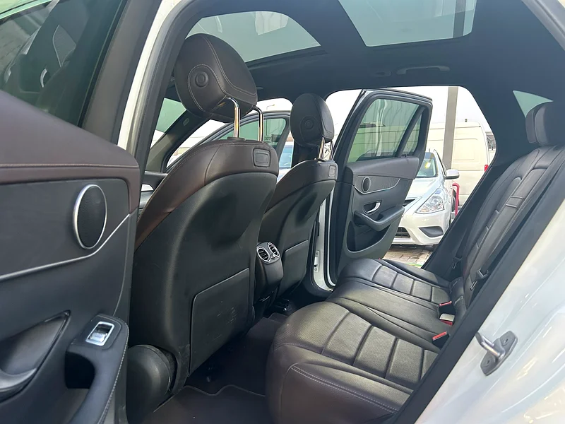 مرسيدس GLC250 خليجي بدون حوادث نظيفه جدا 201963613461997057113