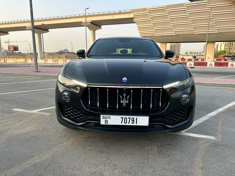 MASERATI LEVANTE S / 3.0L63613734077441111