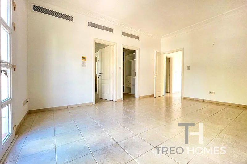 Lovely Type 5 | Vacant | Well Maintained63726113828737114