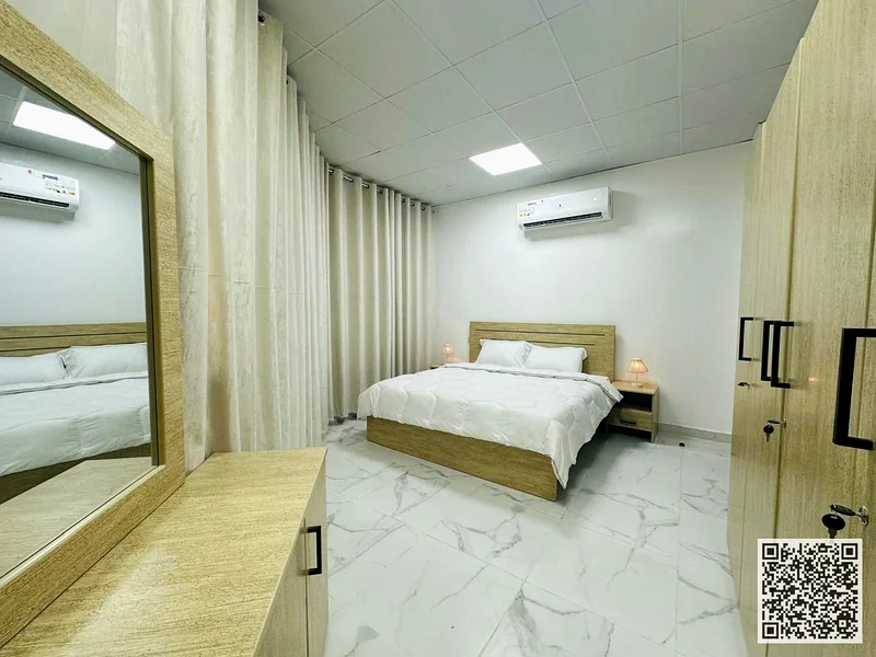 🏡 فرصة ذهبية! أحدث شقة مفروشة من نوع 2BHK للإيجار الشهري في المويحات 2 – عجمان ✨ 🔹 شقة واسعة بتشطيبات راقية63837166072833110