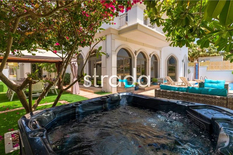Upgraded | Bills inc. | Jacuzzi | Beach Access63752954512642113