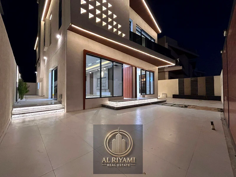 Enjoy a luxurious villa with a world-class design you'll love to own63902008025857112