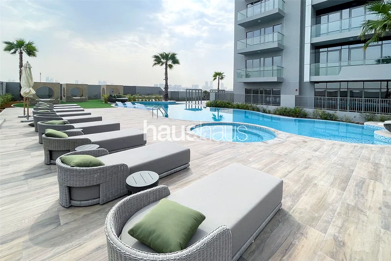 تصميم واسع | طابق عالي | جديد بالكامل63798721883139110