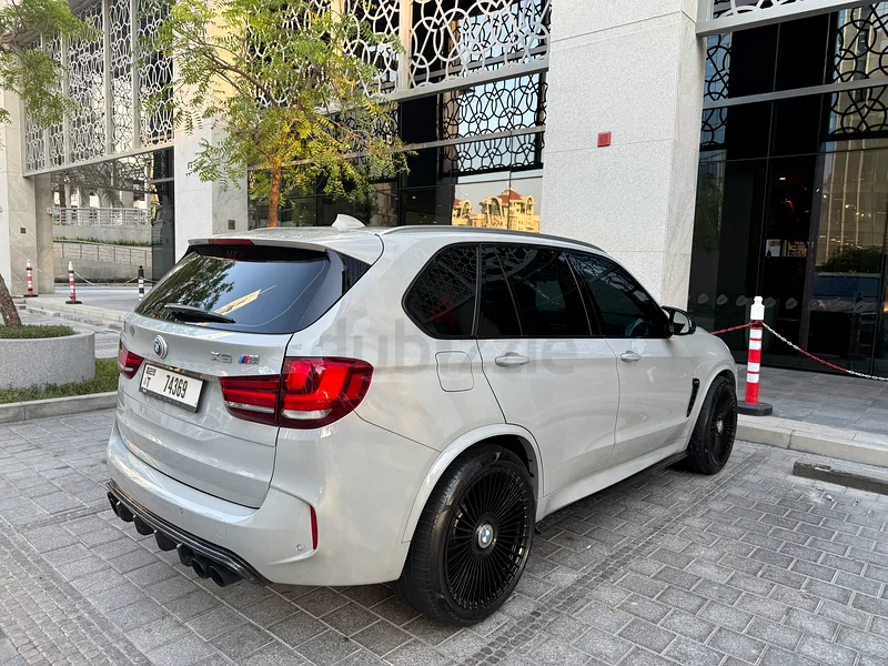 Excellent condition | Deal Serviced | Forged Carbon |63612446440323114