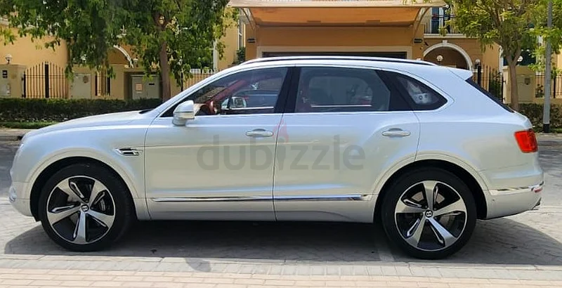 2019 Bentley Bentayga | Europe Origin | GCC Specs | | Low KM | Excellent Condition63613464941569111