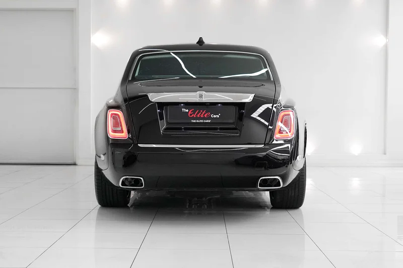 2025 ROLLSROYCE PHANTOM EWB / GCC / RECLINING SEATS /  DEALER WARRANTY63612065134593114