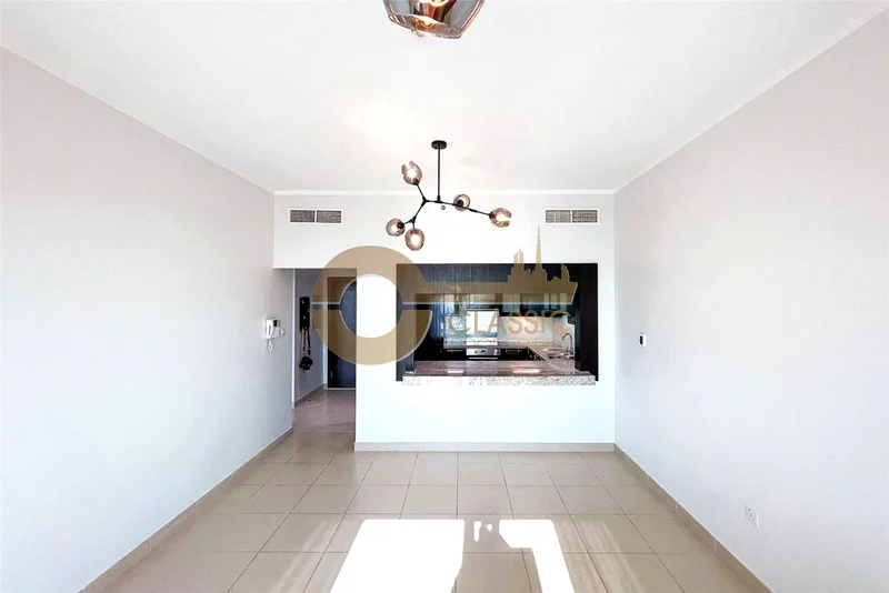 Bright and Spacious | Vacant | Emaar Community63921492847105111