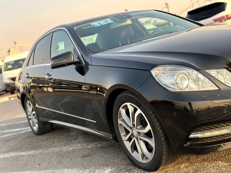 Mercedes Benz E35063613135046787112