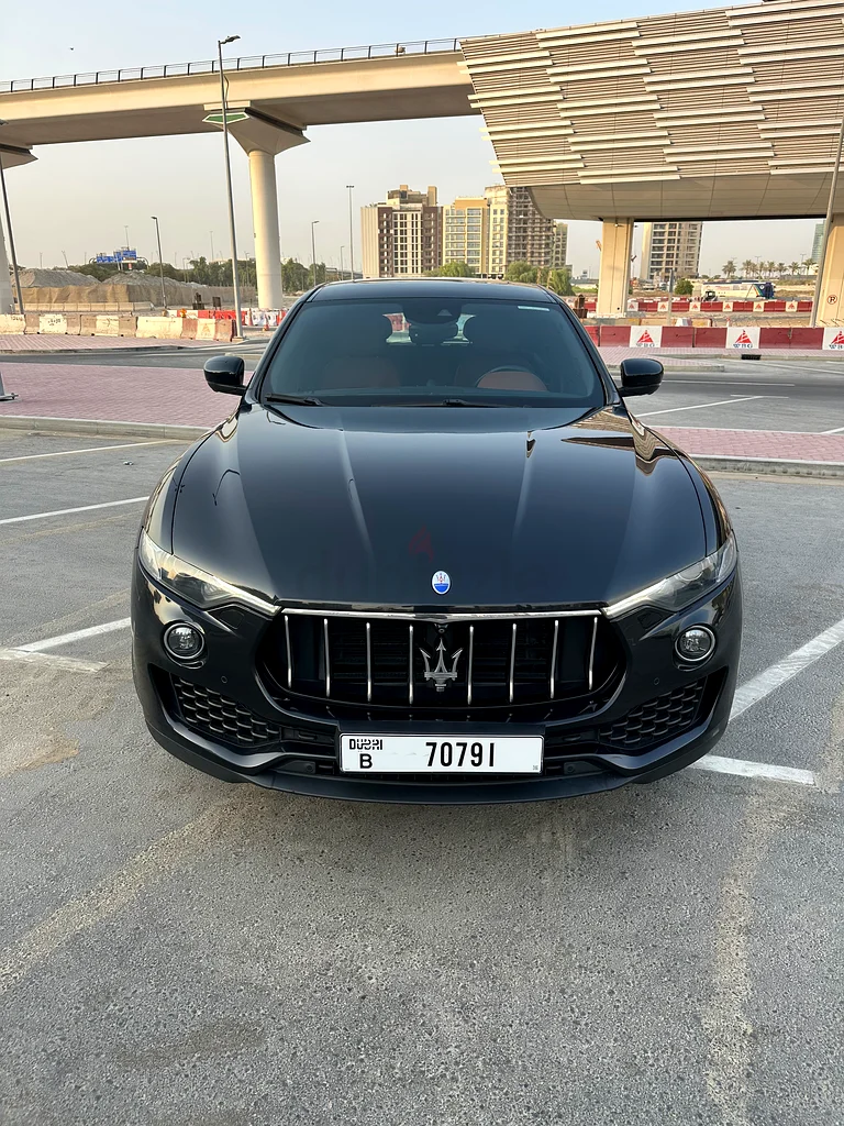 MASERATI LEVANTE S / 3.0L63613734077441112
