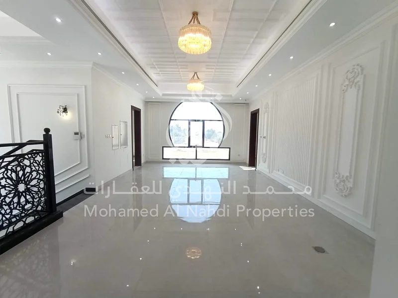 MODERN STYLE !  VILLA! 5 BHK ! 300k63727388585090111