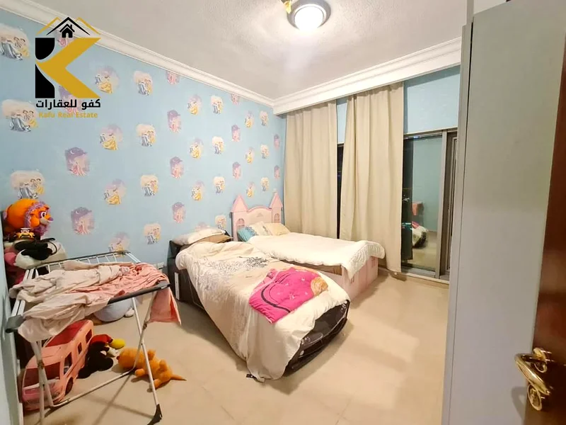 Rare opportunity with open city and creek view63866092791553114