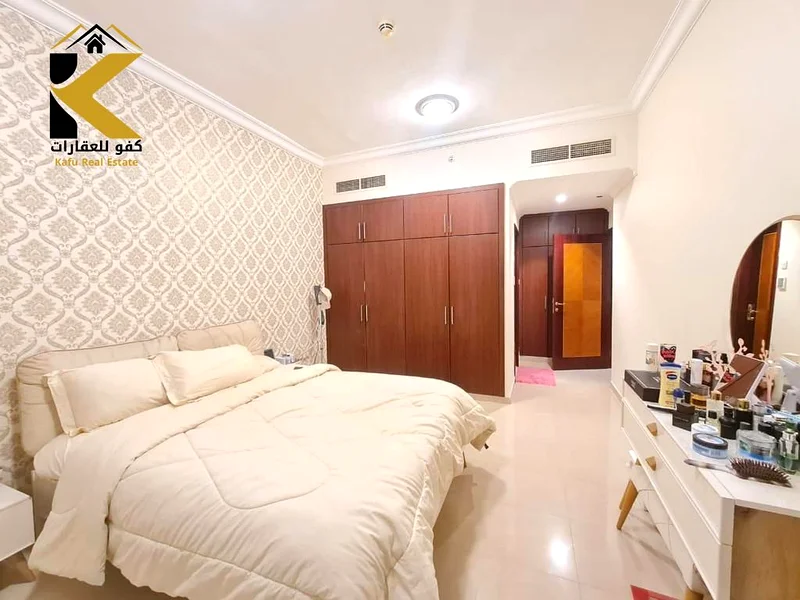 Rare opportunity with open city and creek view63866092791553110
