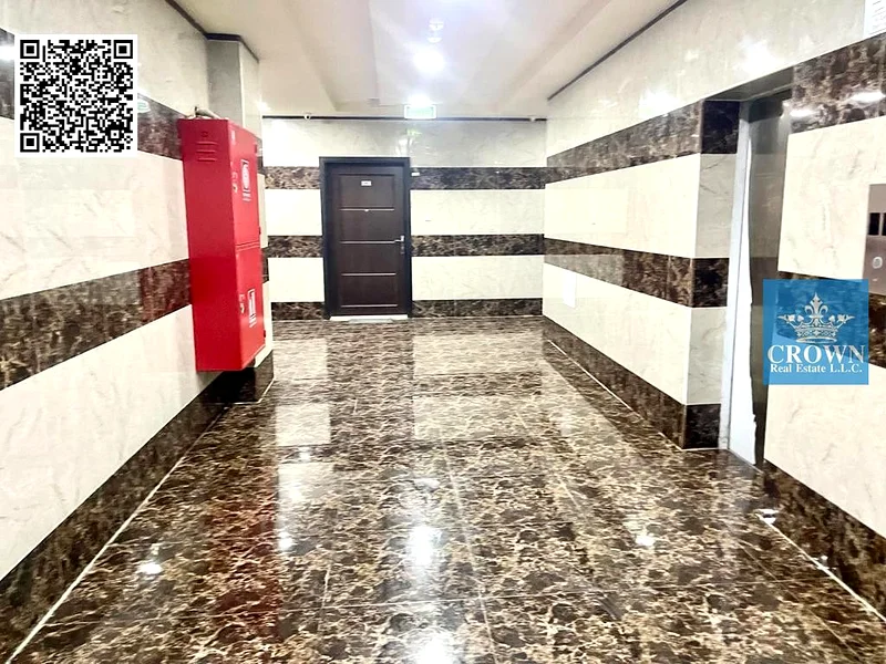 مبنى سكني زاوي بمساحة G+2 للبيع، يتضمن 46 شقة و16 وحدة تجارية في روضة 1، عجمان63874251165441113