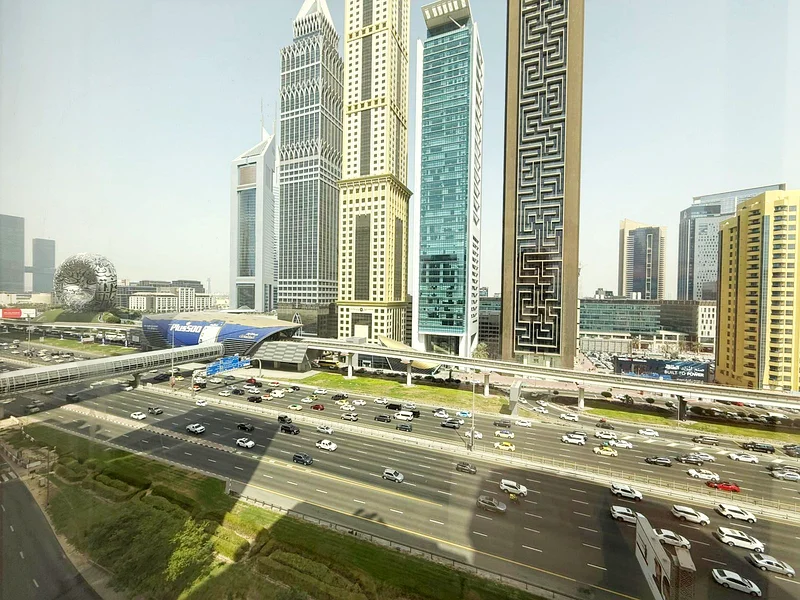 Partitioned Office || SZR View || Al Moosa Tower 163617435552899111