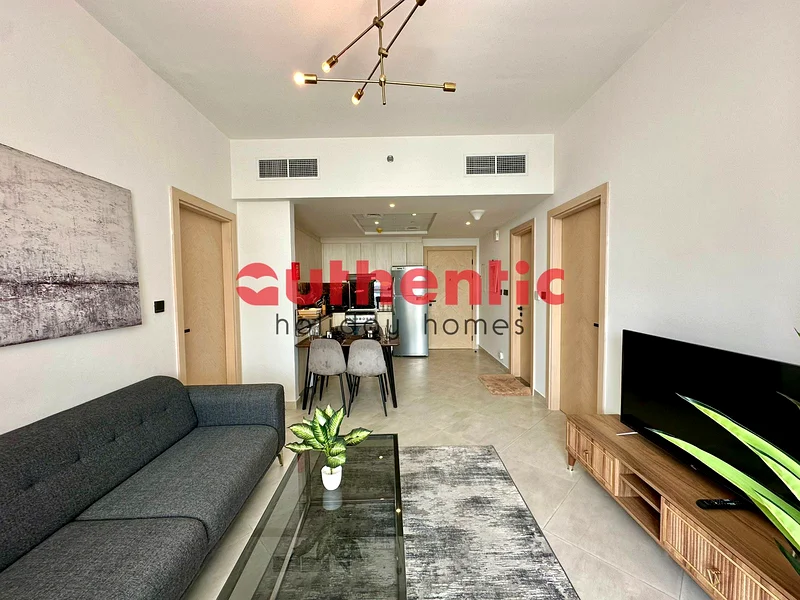 Prime Location | Modern Elegance | Homey Atmosphere63830257728385110