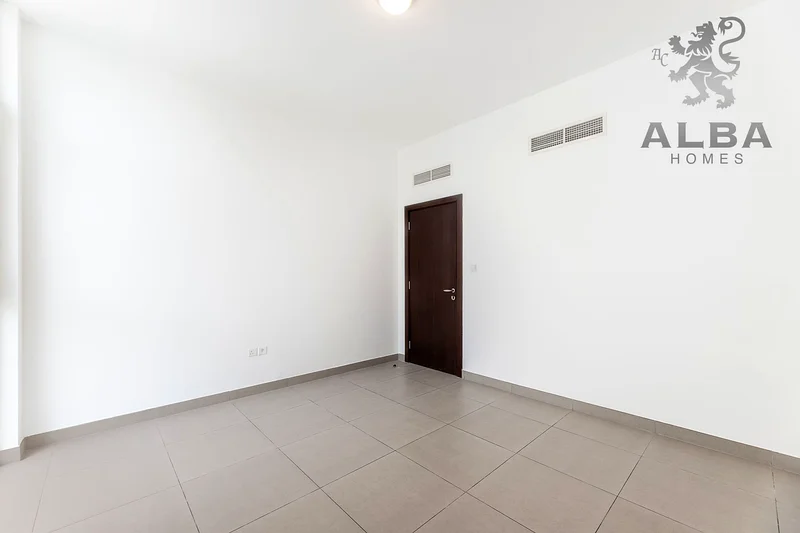 Spacious | Modern Layout | Prime Location63731086460673114