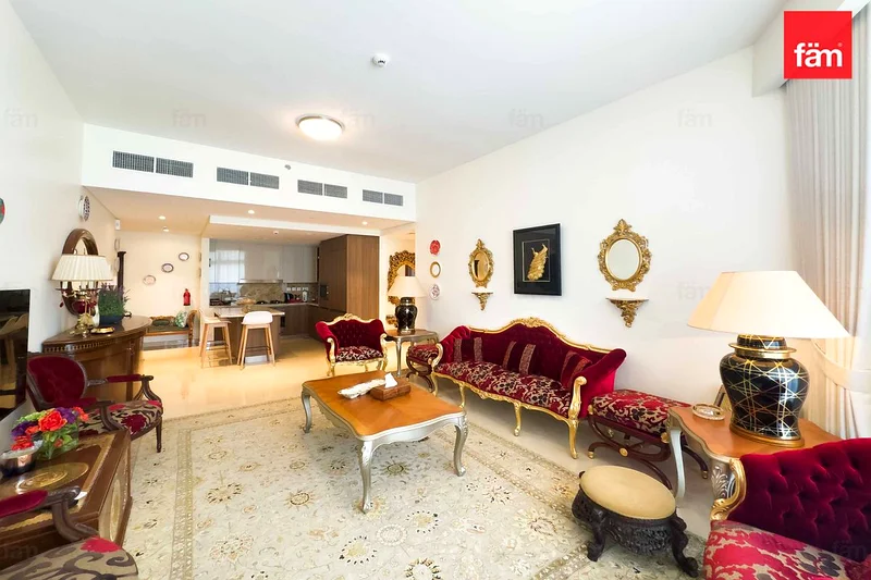 طابق عالي | إطلالة برج خليفة | تصميم فاخر63771015920131110