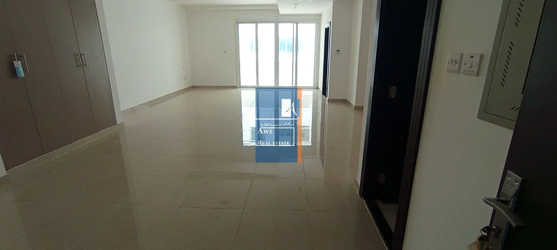 Modern & Spacious Studio for Family, Semi-Furnished with Essential Amenities63763877616642110
