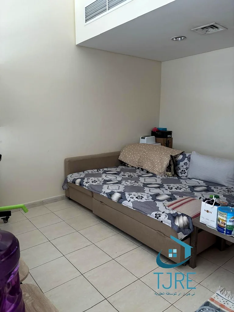 Fully Furnished Studio in JLT – Very Close to Metro”63749936373505112
