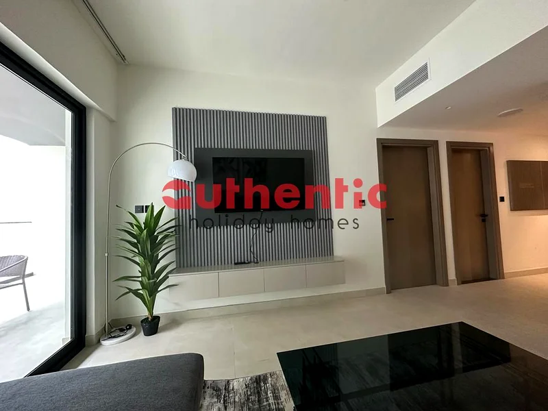 دخول المسبح | جديد بالكامل | إطلالة على المجتمع63830155344257113