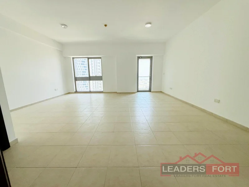 NEAR TO METRO || SPACIOUS || UNFURNISHED63794402483329110