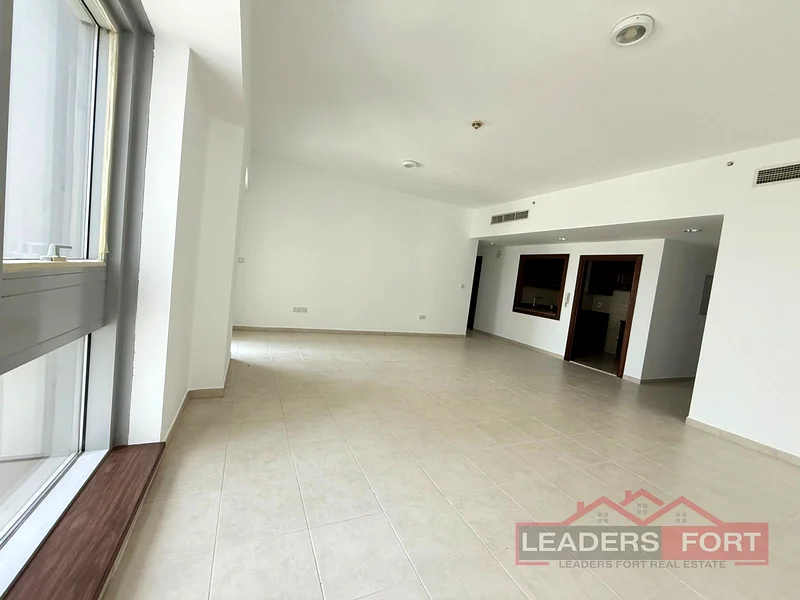 NEAR TO METRO || SPACIOUS || UNFURNISHED63794402483329114