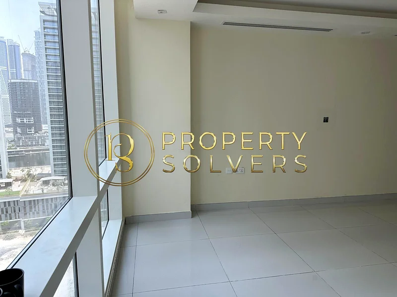 Vacant Office | Fully fitted | Best Location63621017673090112