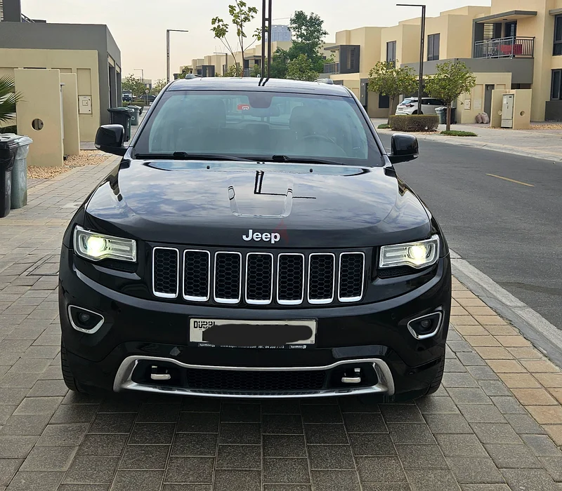 جيب جراند شيروكي إصدار أوفرلاند 5.7 لتر V8 هيمي63612071246850112