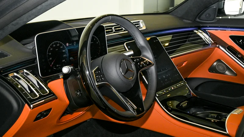 As New ! S 580 4M Saloon - Gargash Warranty Service Contract upto 5 years or 105,000 kms - 3315063613986104065114