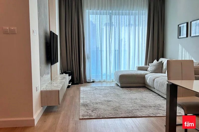 CHILLER FREE | VACANT | UPGRADED | MARINA VIEW63987299753345111