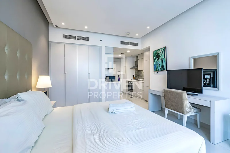 Fully Furnished | Canal View | High Floor63789812968707110