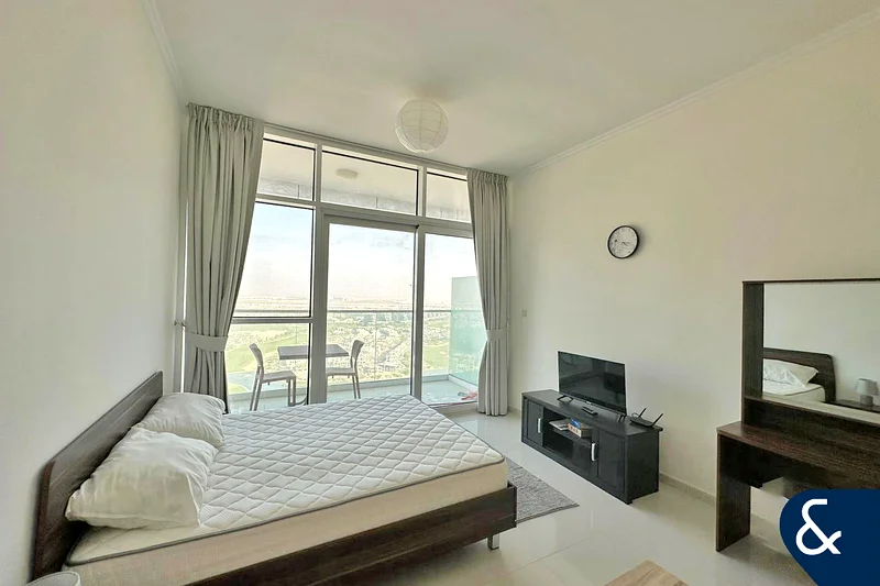 STUDIO | GOLF COURSE VIEWS | TENANTED63973456460674112