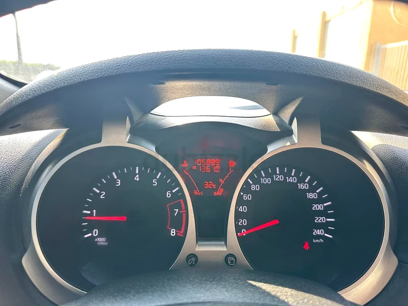 NISSAN JUKE 2015 GCC FULL OPTION ( BLUE )63612793345281113