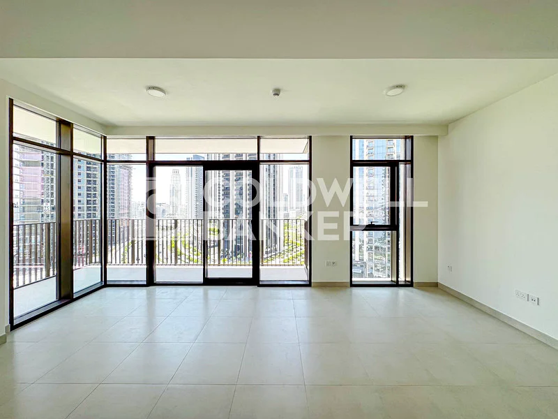 منظر على الماء | جديد بالكامل | تخطيط واسع64026368378115111