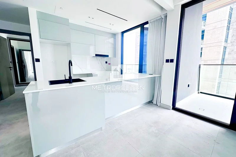 Vacant | Canal And Pool Views | Low Floor63791562829057113
