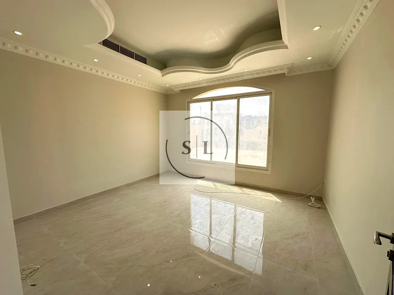 Spacious 5 B/R  Villa with Maid Room and 4 Parking Spaces63730243026690114
