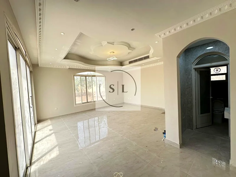 Spacious 5 B/R  Villa with Maid Room and 4 Parking Spaces63730243026690112