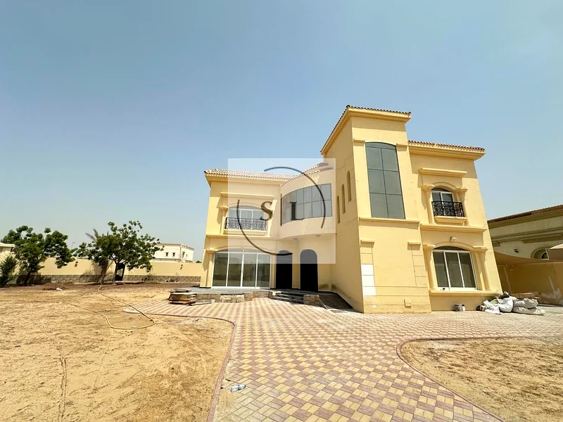 Spacious 5 B/R  Villa with Maid Room and 4 Parking Spaces63730243026690110
