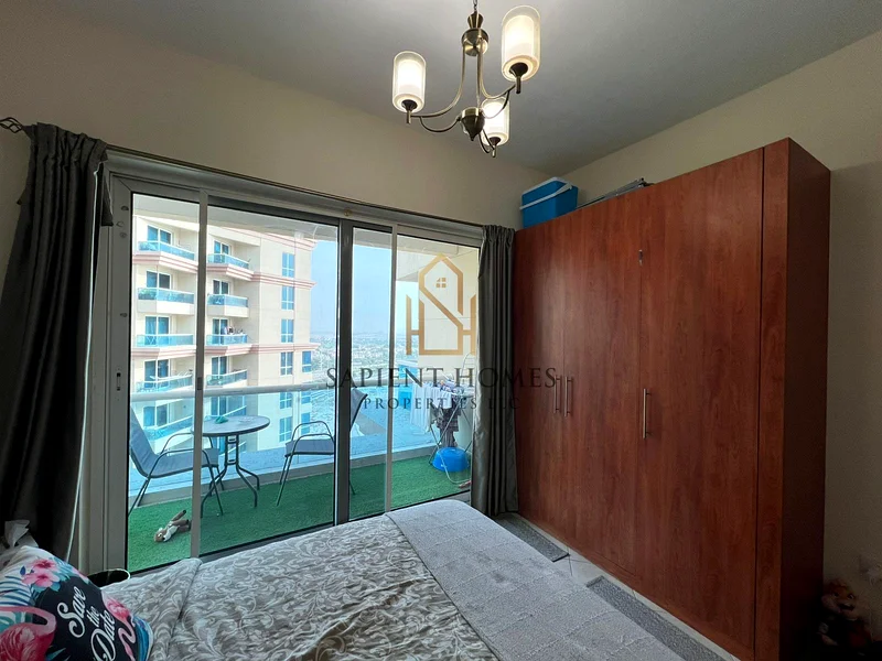 High Floor - Spacious Layout ! Balcony ! Rented64030080498435112