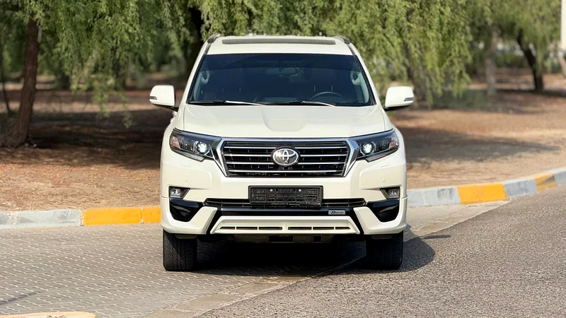 TOYOTA PRADO GXR 70ANNIVERSERY 2022 GCC63612451127043111