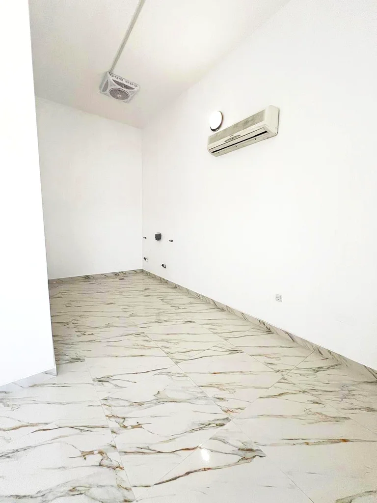 Spacious Villa || Ample Space || Ready to Move63727388787715112