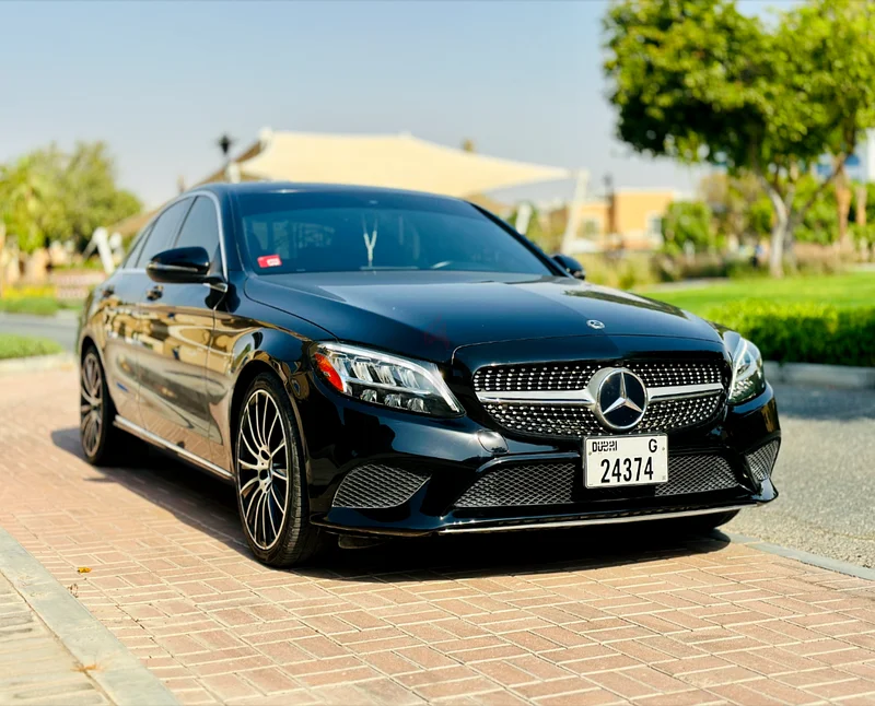 Mercedes-Benz C300 Very Clean from inside and outside636131340682251125