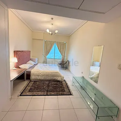 Exclusive Large Master en-suite with Burj khalifa views