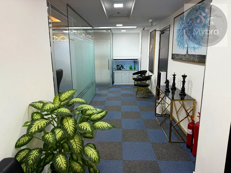 Near Metro | Prime Location | Business Centre63621017329153114