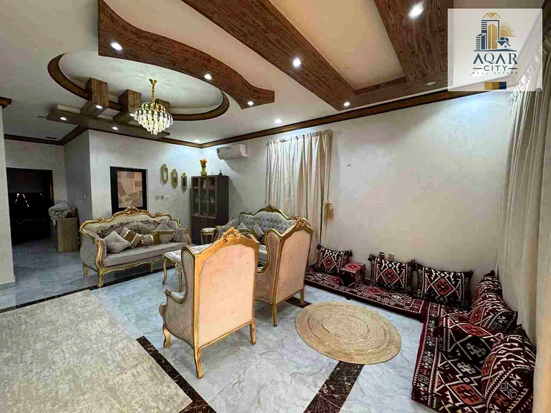 تمويل بنكي للبيع في عجمان، الفيلا في المويحة 3، متضمنة الكهرباء والمياه وتكييف الهواء. طابقان، 5 غرف نوم رئيسية، مجلس وصالونين مع63869923939587113