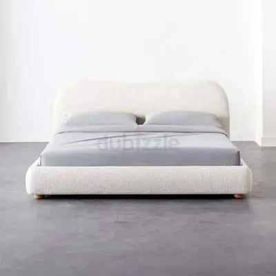 Stylish Modern Bed for Ultimate Comfort